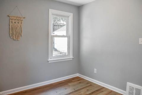 1221 Gorge Blvd, Akron, OH 44310 photo 13