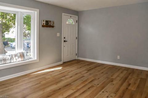 1221 Gorge Blvd, Akron, OH 44310 photo 6