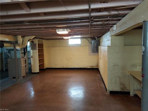 1230 Cedar Dr E, Lorain, OH 44052 photo 16