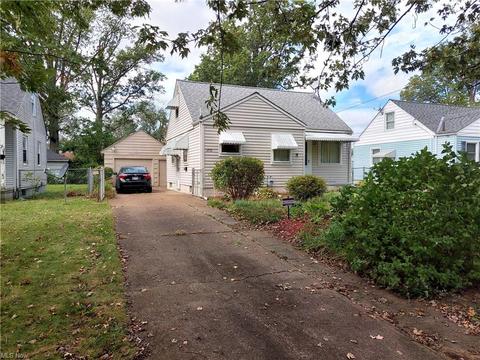 1230 Cedar Dr E, Lorain, OH 44052 photo 1