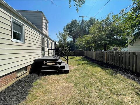 230 E 206th St, Euclid, OH 44123 photo 30
