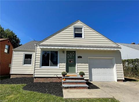 230 E 206th St, Euclid, OH 44123 photo 1