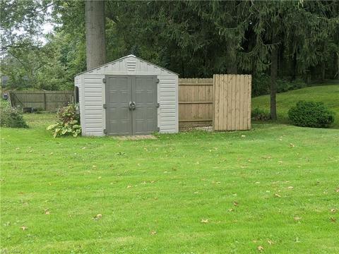 3241 Dickenson Rd, Ashtabula, OH 44004 photo 9