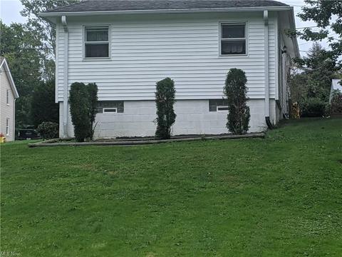 3241 Dickenson Rd, Ashtabula, OH 44004 photo 6