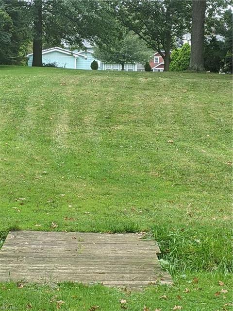 3241 Dickenson Rd, Ashtabula, OH 44004 photo 12