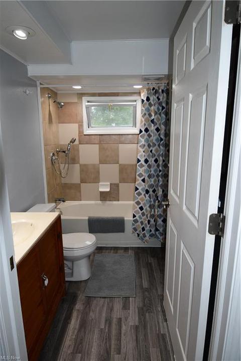439 10th St, Struthers, OH 44471 photo 24