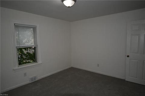 439 10th St, Struthers, OH 44471 photo 18