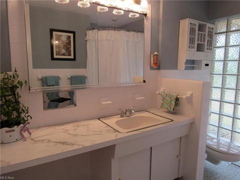 216 Crestview Dr, Elyria, OH 44035 photo 25