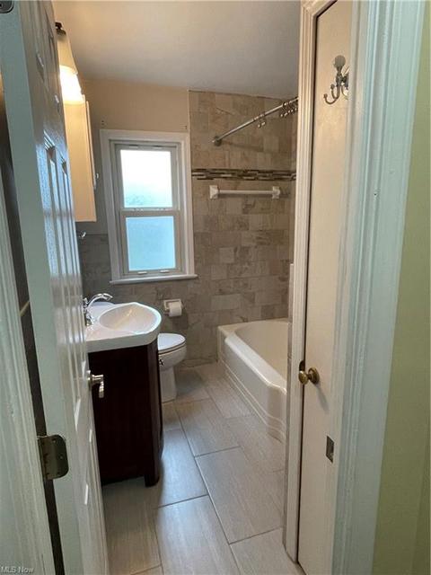 1608 Rush Rd, Wickliffe, OH 44092 photo 8