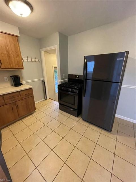 1608 Rush Rd, Wickliffe, OH 44092 photo 6