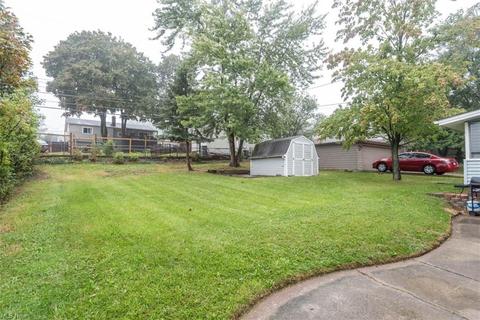 3485 Hetzel Dr, Parma, OH 44134 photo 16