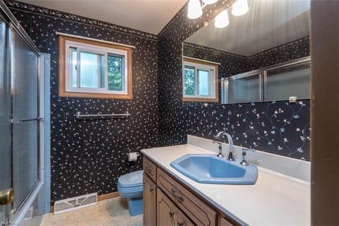 3485 Hetzel Dr, Parma, OH 44134 photo 12