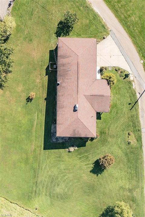 108 Circle Dr, Flushing, OH 43977 photo 9