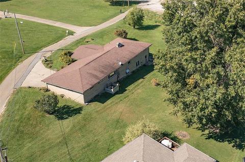 108 Circle Dr, Flushing, OH 43977 photo 5