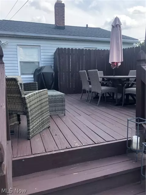 1706 Rush Rd, Wickliffe, OH 44092 photo 2