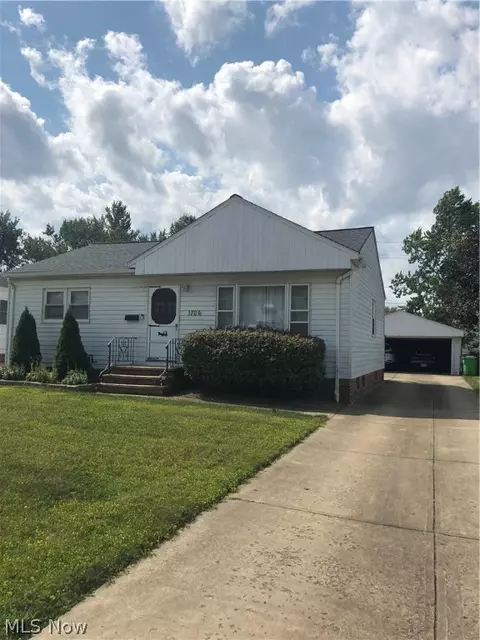 1706 Rush Rd, Wickliffe, OH 44092 photo 1