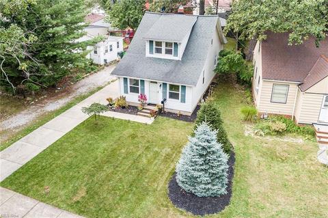 330 E 286th St, Willowick, OH 44095 photo 1