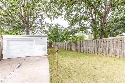 330 E 286th St, Willowick, OH 44095 photo 25