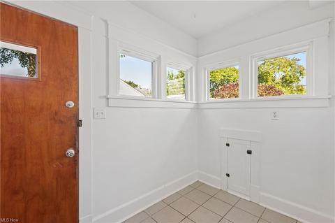 523 Garfield St, Struthers, OH 44471 photo 9