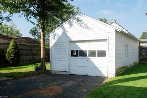 523 Garfield St, Struthers, OH 44471 photo 16