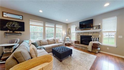 3755 Azalea St, Aurora, OH 44202 photo 3