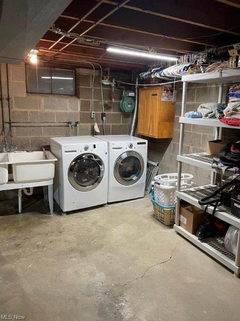 10401 Moore Dr, Parma, OH 44130 photo 32