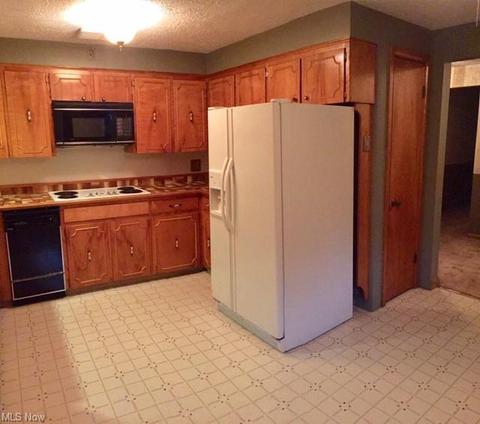 1725 Spring Valley Ave NW, Canton, OH 44708 photo 21
