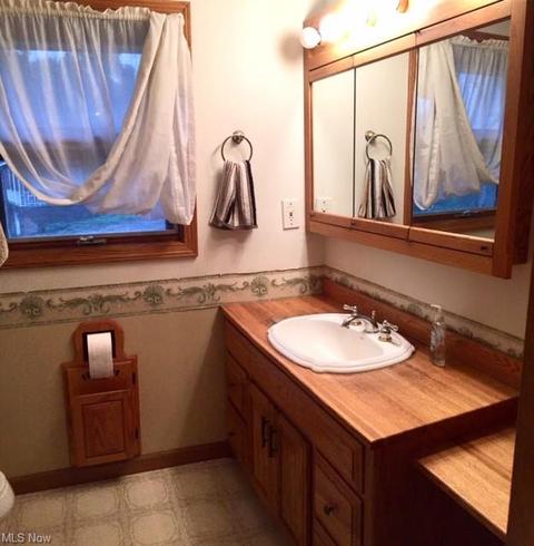 1725 Spring Valley Ave NW, Canton, OH 44708 photo 26