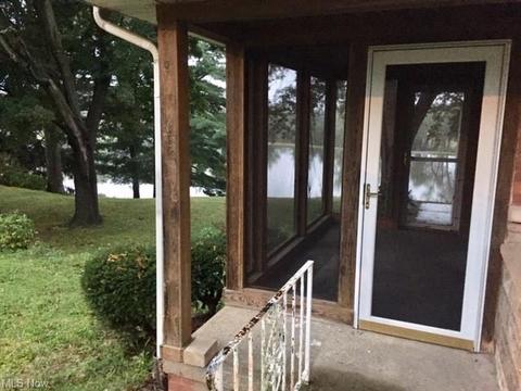 1725 Spring Valley Ave NW, Canton, OH 44708 photo 6