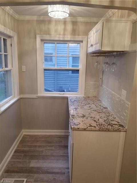 2030 E 224th St, Euclid, OH 44117 photo 11