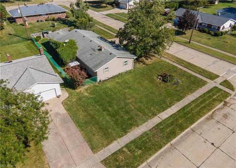 3616 Marshall Ave, Lorain, OH 44053 photo 2