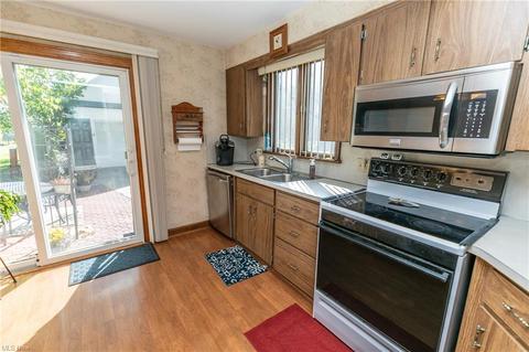 775 E 236th St, Euclid, OH 44123 photo 10