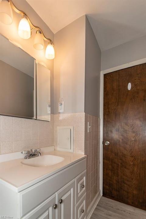 29679 Robert St, Wickliffe, OH 44092 photo 16