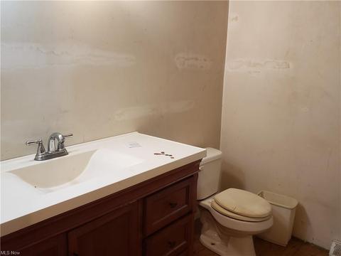 7558 Lanese Dr, Windsor, OH 44099 photo 14