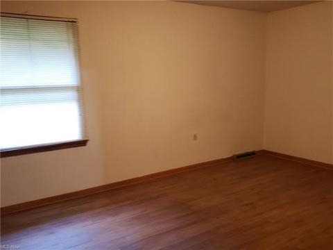 7558 Lanese Dr, Windsor, OH 44099 photo 17