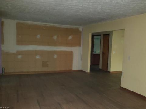 7558 Lanese Dr, Windsor, OH 44099 photo 10