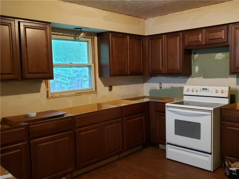 7558 Lanese Dr, Windsor, OH 44099 photo 8