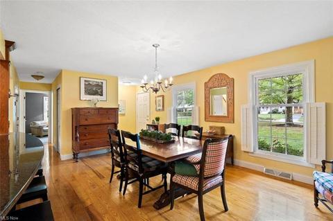 359 Bell St, Chagrin Falls, OH 44022 photo 10