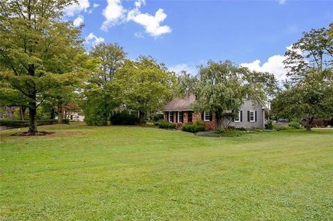 359 Bell St, Chagrin Falls, OH 44022 photo 28