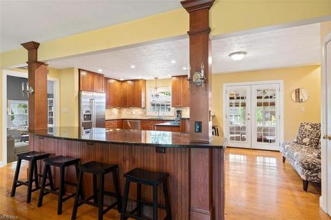 359 Bell St, Chagrin Falls, OH 44022 photo 8