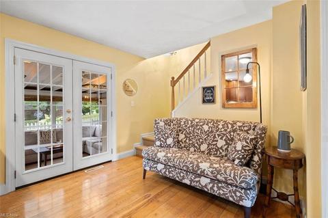 359 Bell St, Chagrin Falls, OH 44022 photo 18