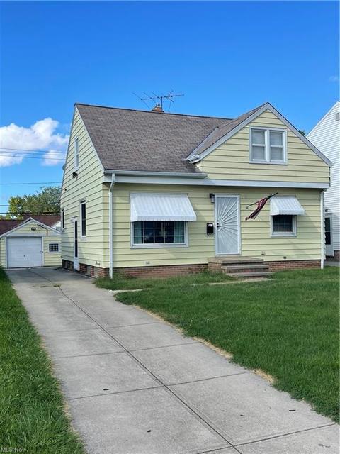 9420 Snow Rd, Parma, OH 44130 photo 1