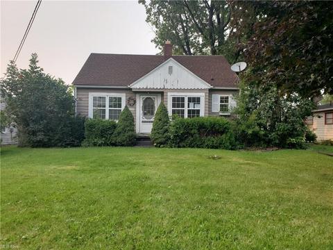 2325 W 9th St, Ashtabula, OH 44004 photo 1