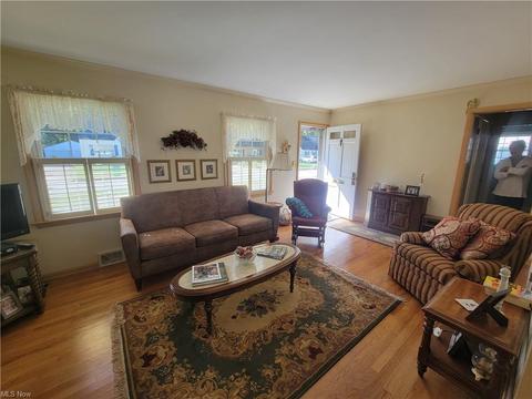 128 Pinehurst Rd, Munroe Falls, OH 44262 photo 8