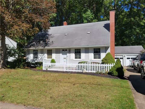 128 Pinehurst Rd, Munroe Falls, OH 44262 photo 1
