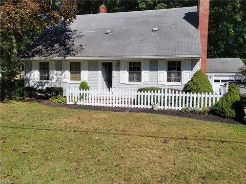 128 Pinehurst Rd, Munroe Falls, OH 44262 photo 2