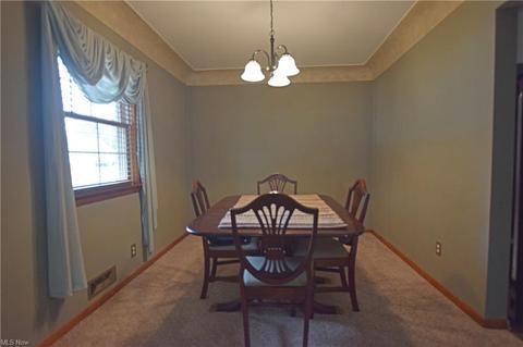 2984 Winthrop Dr, Parma, OH 44134 photo 13