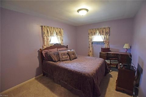 2984 Winthrop Dr, Parma, OH 44134 photo 14