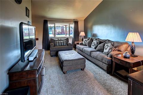 2780 Hetzel Dr, Parma, OH 44134 photo 13