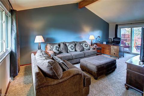 2780 Hetzel Dr, Parma, OH 44134 photo 8